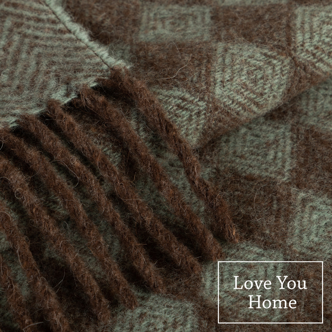 Couverture en laine vierge motif losange · 2